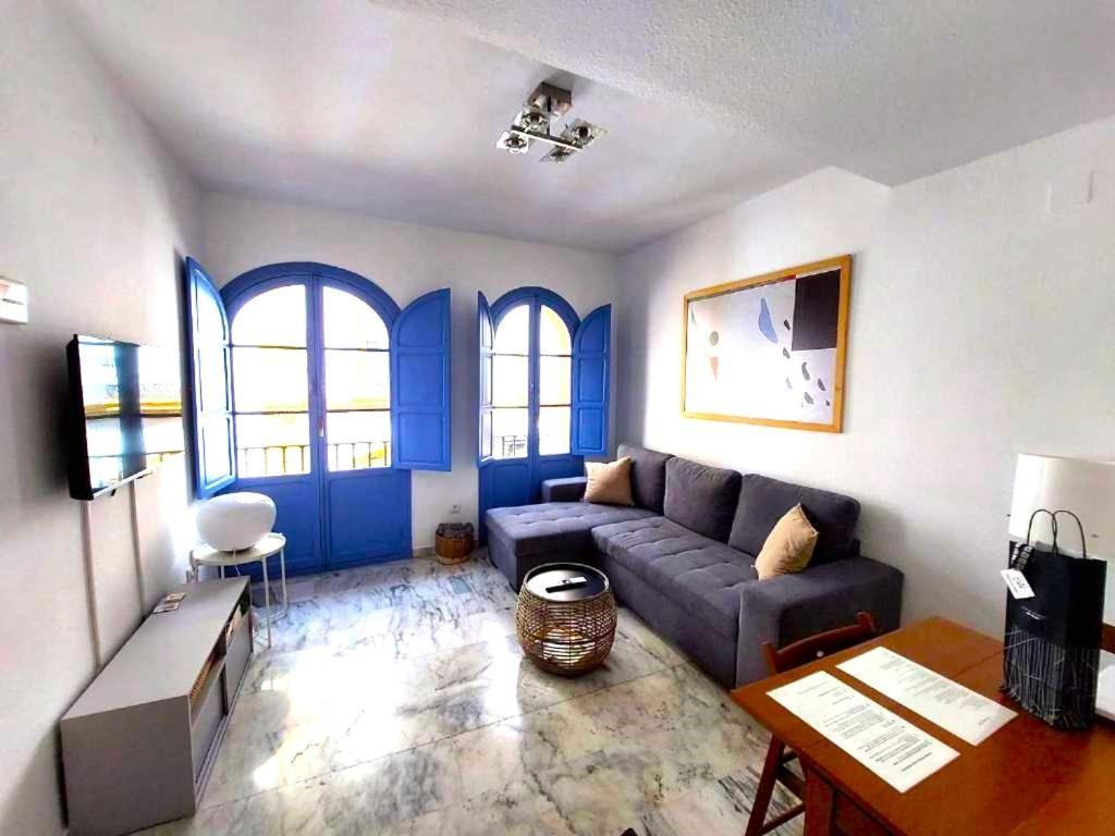 More Center Apartment Севілья Екстер'єр фото